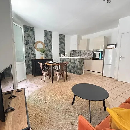 Apartment Climatise Centre Historique 4 Pers *