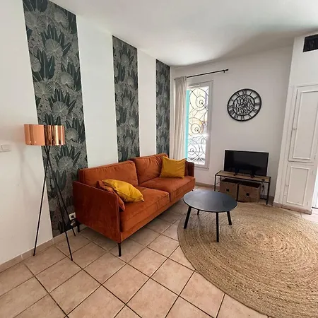 Climatise Centre Historique 4 Pers Apartment *